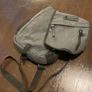 Grey Swiss Gear cross body bag New